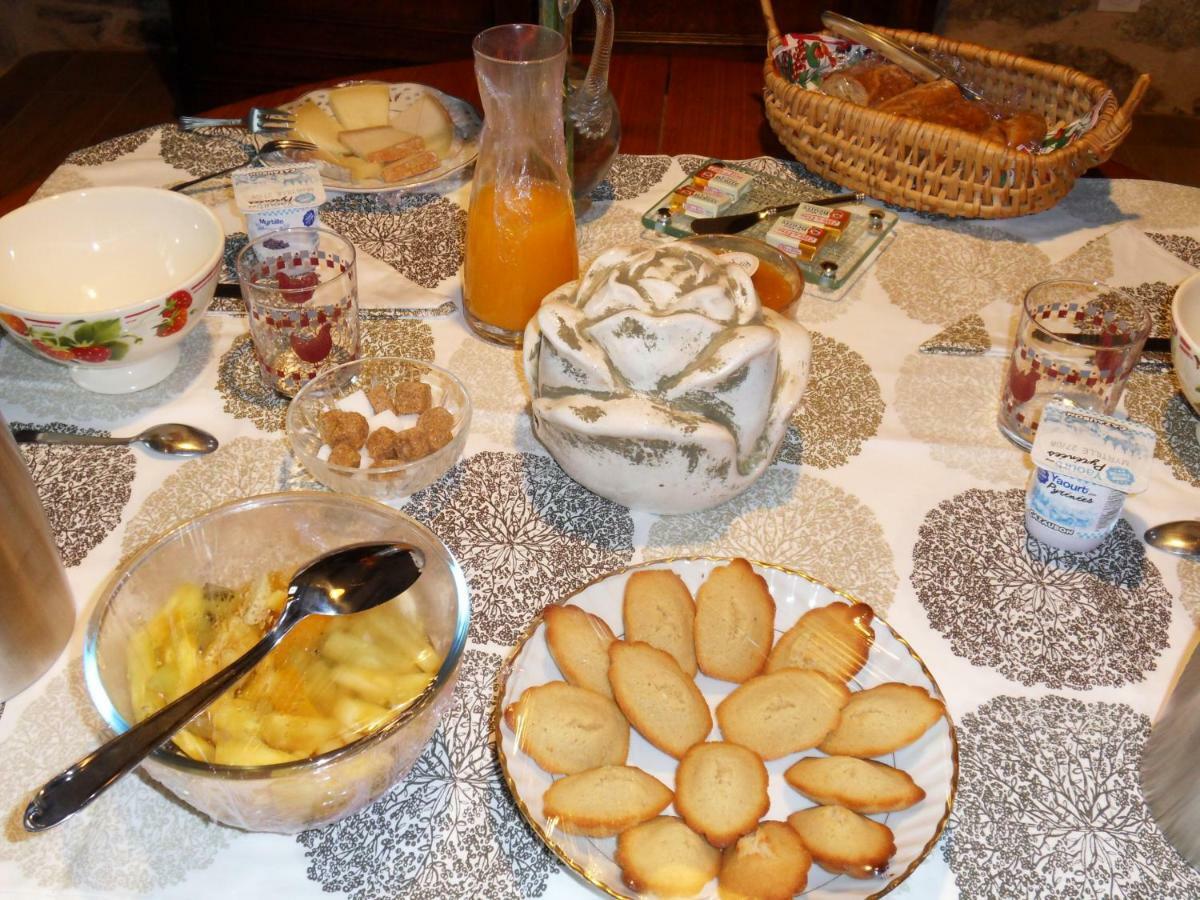 Chambres Et Table D'Hotes Du Pere Boussenac Luaran gambar