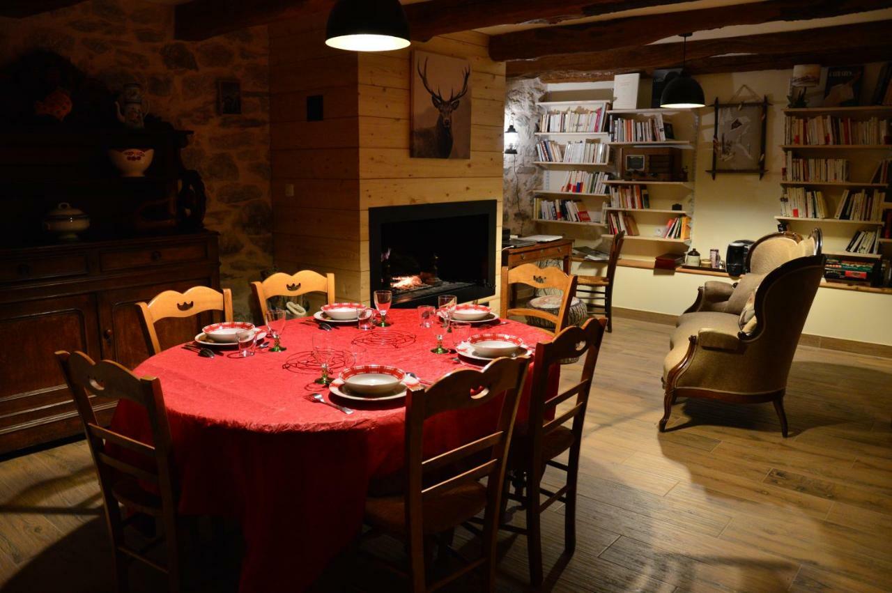 Chambres Et Table D'Hotes Du Pere Boussenac Luaran gambar